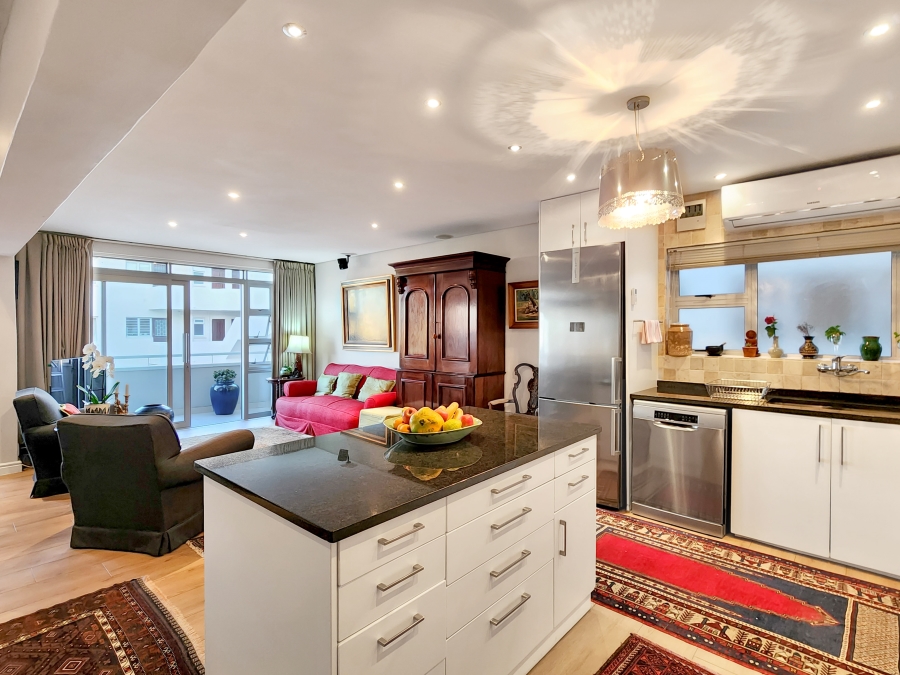 1 Bedroom Property for Sale in Sea Point Western Cape